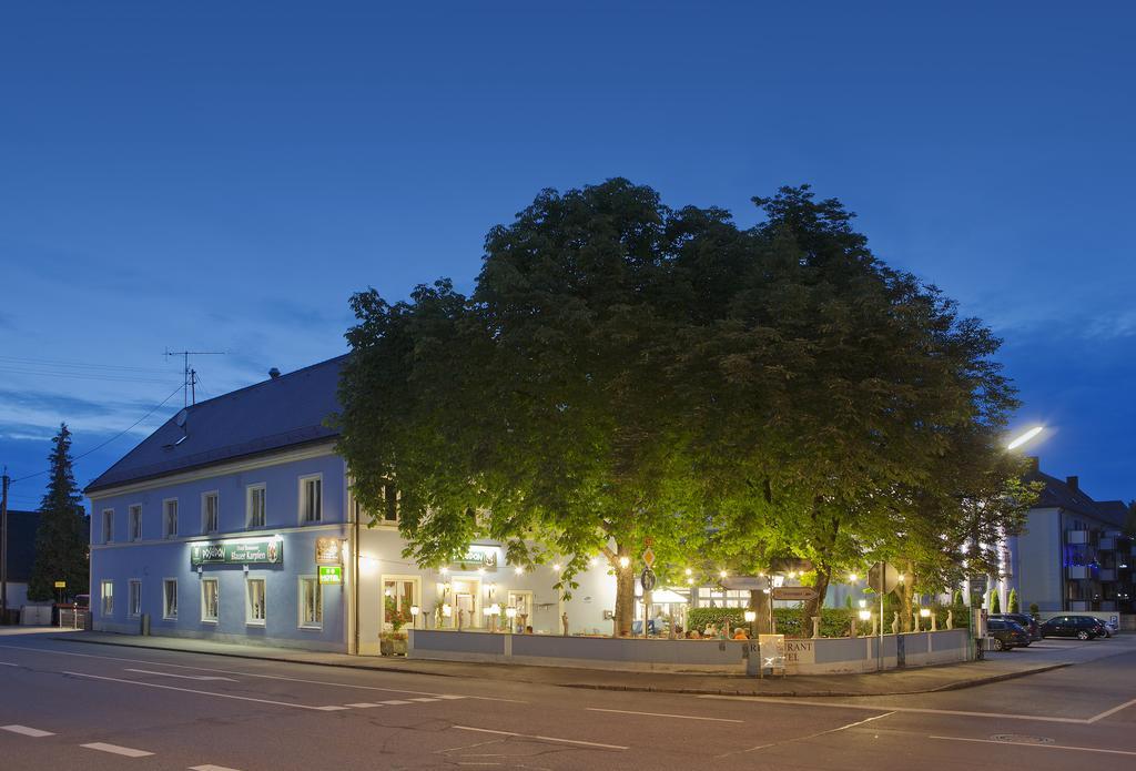 Hotel Blauer Karpfen Oberschleissheim Luaran gambar