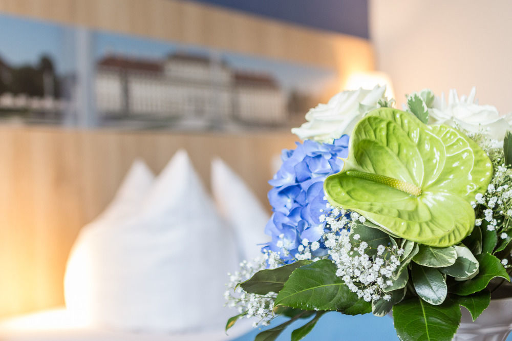 Hotel Blauer Karpfen Oberschleissheim Luaran gambar