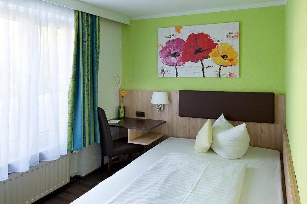 Hotel Blauer Karpfen Oberschleissheim Bilik gambar